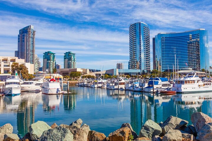 Departure Private Transfer San Diego To San Diego Airport SAN In Business Car - thumb 5