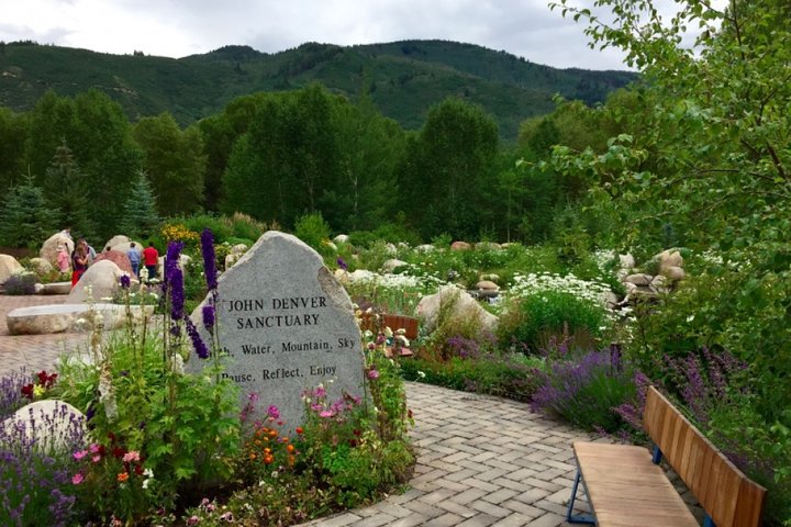 Aspen Scavenger Hunt: Get An â€œAltitudeâ€ Adjustment - thumb 0