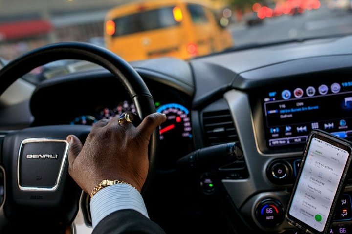 Private Transfer from San Fransisco City To Carmel-by-the-Sea.