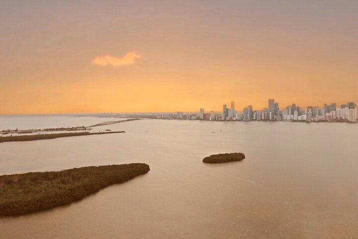 30-Minute Miami Helicopter Ride For 3 Passengers - thumb 2