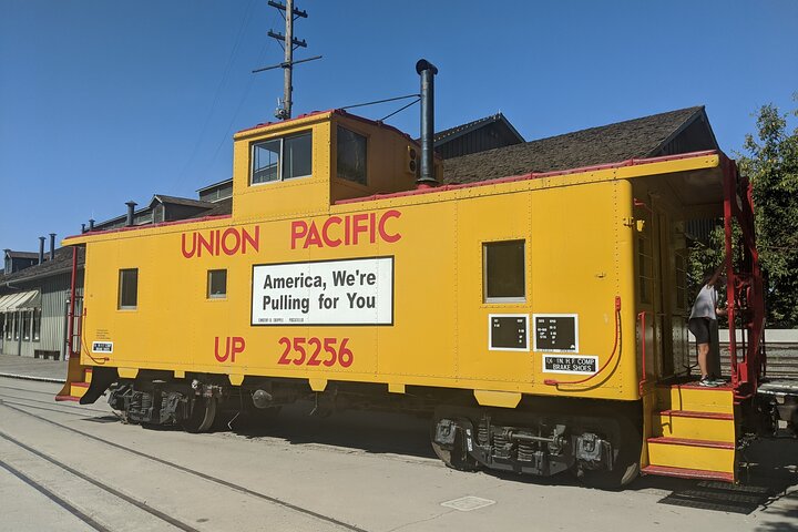 Old Sacramento Scavenger Hunt Walking Tour And Game - thumb 1