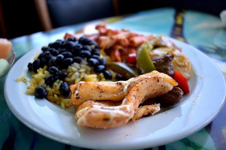 Calypso Breeze Tropical Party Cruise - thumb 1