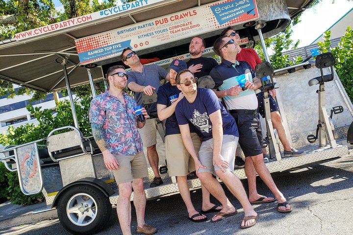 Wynwood Cycle Party Bar Crawl - thumb 3