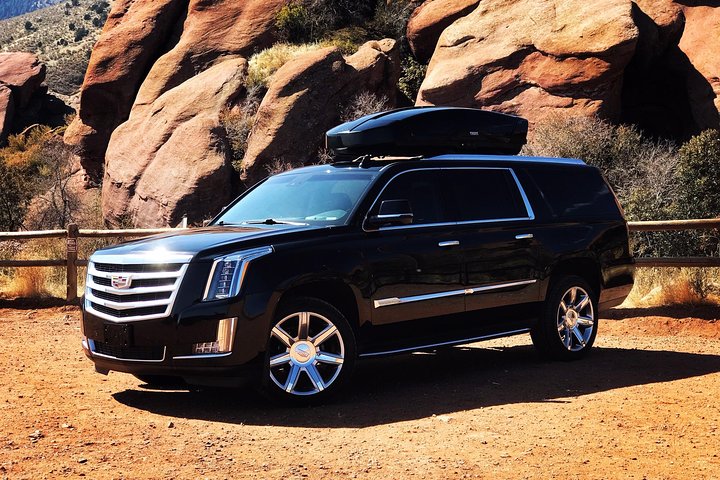 Private Car Service From Aspen Or Snowmass To Denver Int'l Airport (DEN) - thumb 0