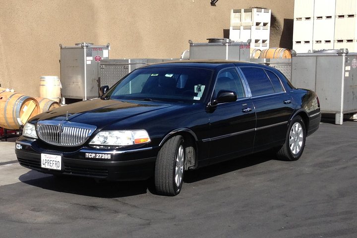 Sedan Airport Transfer From Calistoga To SFO (one Way) - thumb 1