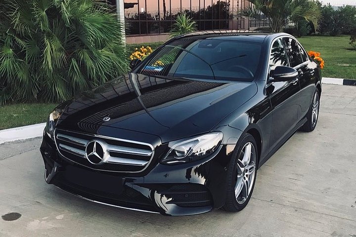 Departure Private Transfer: Denver To Denver Airport DEN In Business Car - thumb 0