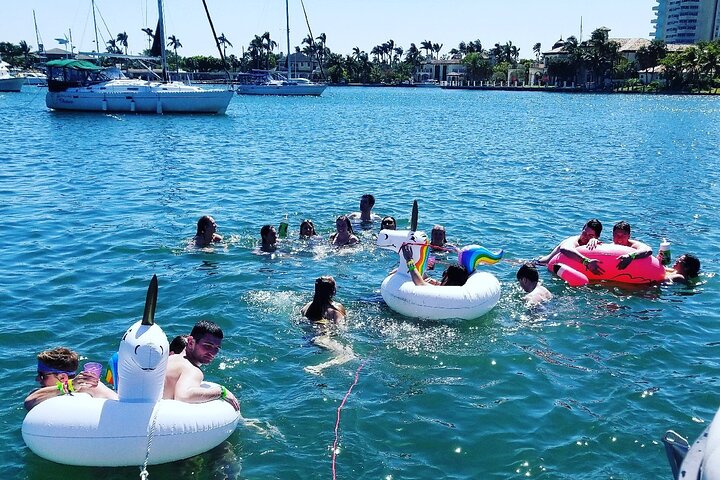 Family Friendly Boat Cruise And Swim - thumb 5