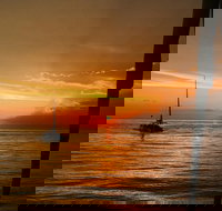 Panama City Beach Sunset Sail on The Footloose Catamaran - Hotels Santiago