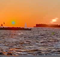 Scream Machine Sunset/Dolphin watching cruise beachfront at Panama City - Hotels Santiago