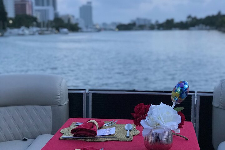 Champagne & Boat Cruise In Miami - thumb 1