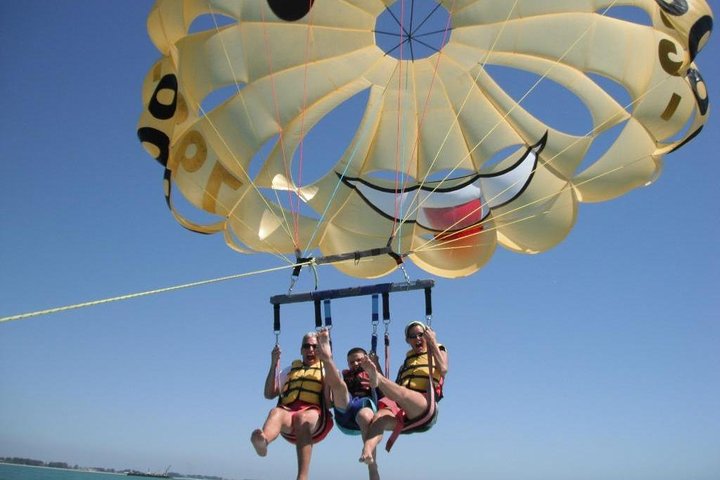 Afternoon Parasailing Adventure Above The Gulf Of Mexico - thumb 2