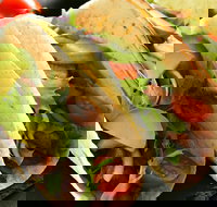 Happy Hour Downtown Tastings and Drinks - Tourism Bookings