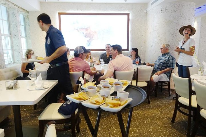 Private South Beach Food & Art Deco Tour - thumb 2