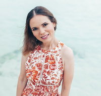 Hire Photographer, Professional Photo Shoot - Orlando - China Accommodation