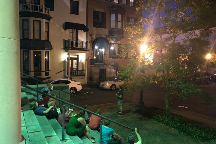 Savannah's Hanging Square Tour - thumb 4