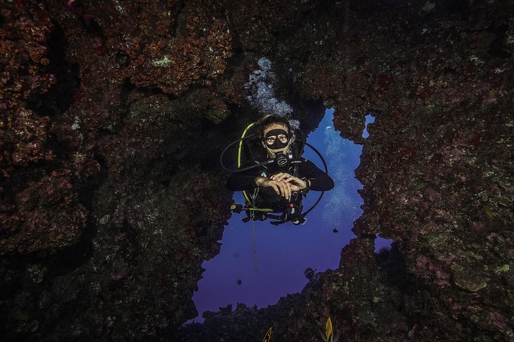 2 Tank Lanai Cathedral Dive - thumb 0