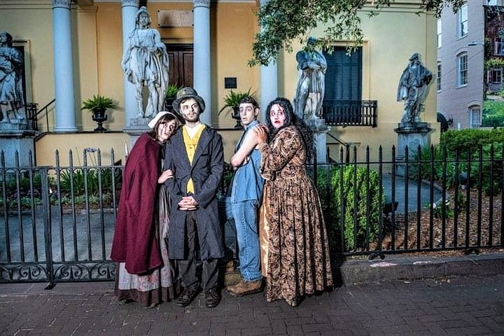 Savannah's Grave Encounters Night-Time Trolley Tour - thumb 2