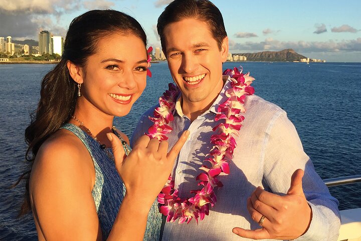 Waikiki Sunset BBQ & Cocktail Cruise - thumb 2