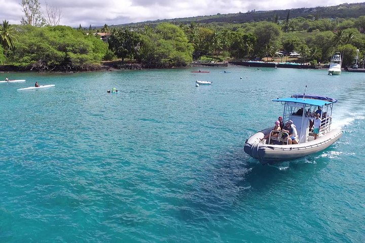 CAPTAIN COOK SNORKELING CRUISES 11:45am SNORKEL & DOLPHIN TOUR - Kealakekua Bay - thumb 1