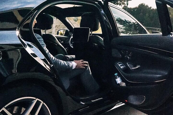 Arrival Private Transfer: Tampa Airport TPA To Tampa City In Business Car - thumb 0