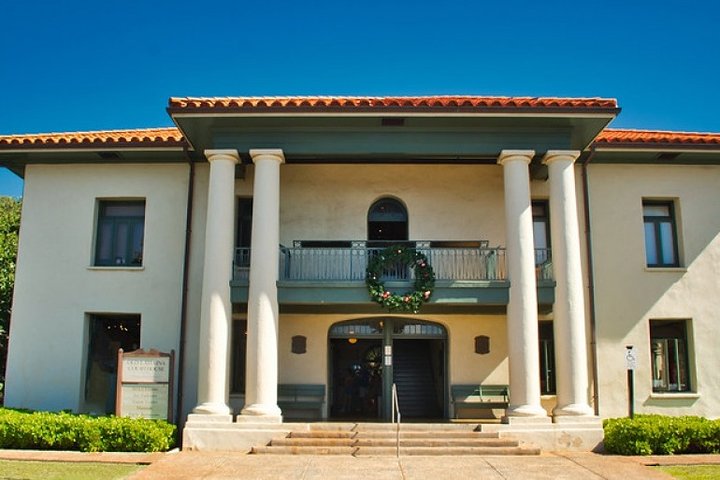 Lahaina Scavenger Hunt: Over The Rainbow - thumb 1