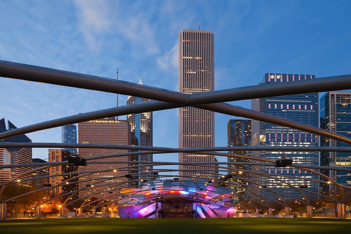 Fright Hike: Chicago Halloween Bike Tour - thumb 3