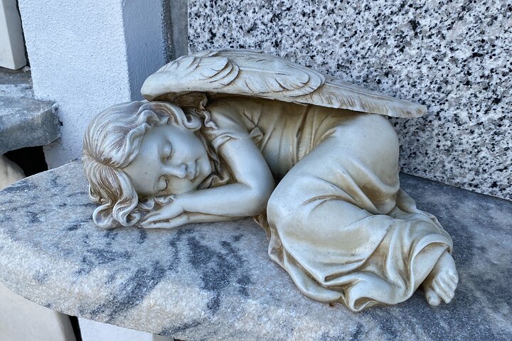 St. Roch Cemetery Tour - thumb 1