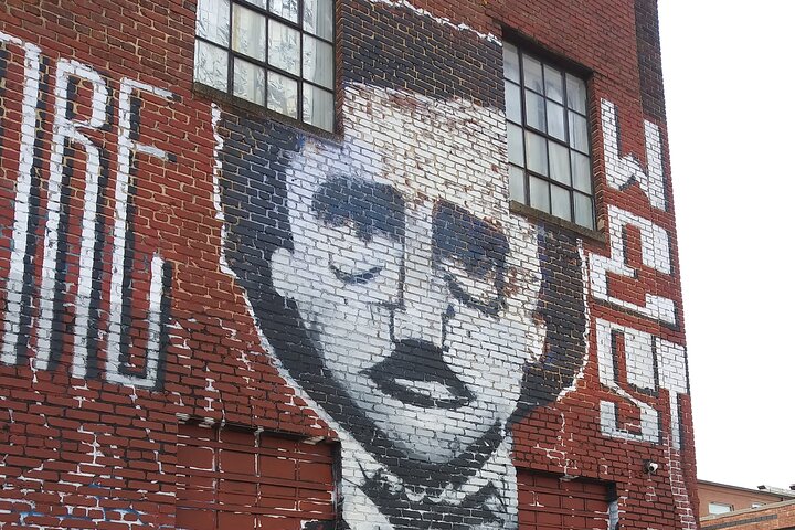 Baltimore's Historical Sightseeing Tour - thumb 1