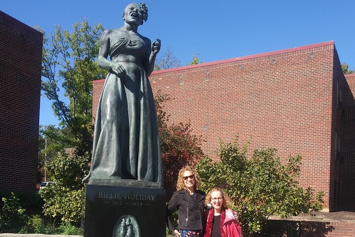 Baltimore's Historical Sightseeing Tour - thumb 2