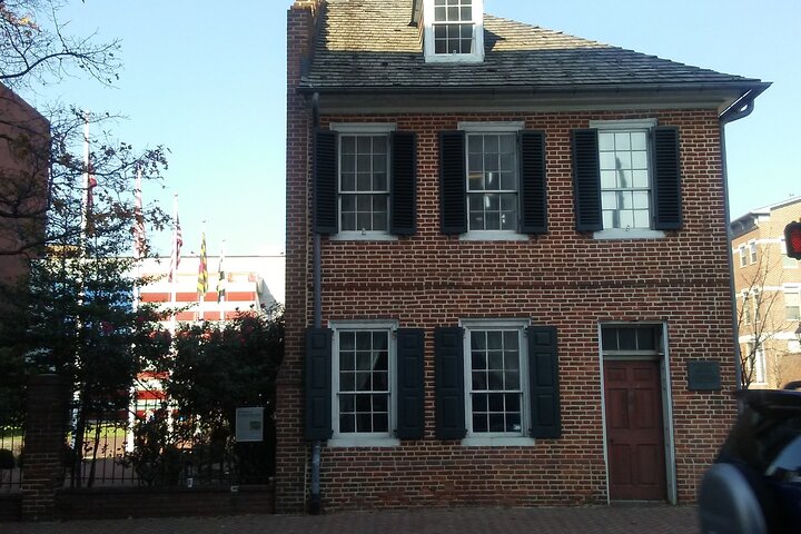 Baltimore's Historical Sightseeing Tour - thumb 4