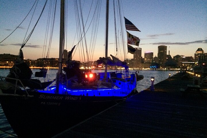 Moonlight Sail On Unforgettable - thumb 3