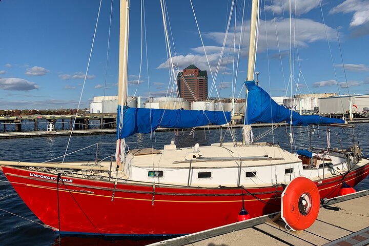 Moonlight Sail On Unforgettable - thumb 4