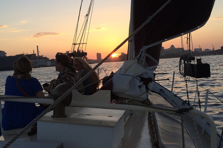 Sunset Sail On Summer Wind - thumb 3