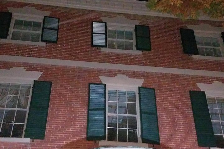 Haunted History Of Salem Guided Walking Tour - thumb 3