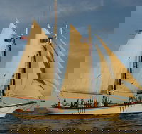 Windjammer Classic Sunset Sail - Students Accommodation