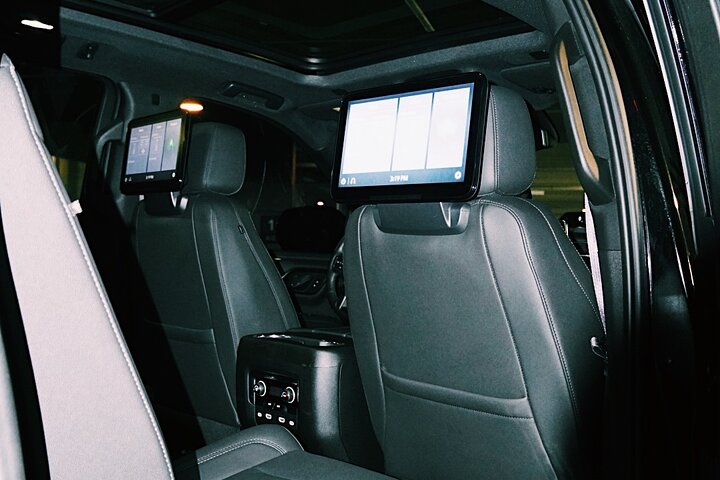 Baton Rouge To New Orleans Chauffeur Driven Transport By Executive SUV - thumb 1