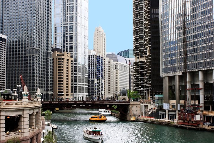 Private Transfer From Chicago To O'Hare Airport ORD In Luxury SUV - thumb 3