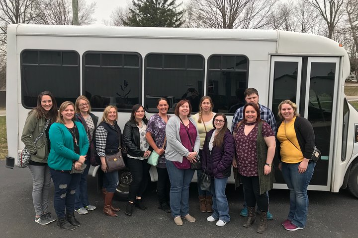 Top Shelf 14-Passenger Party Bus Rental - thumb 4