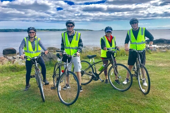 2-hrs. Islands & Harbor Bike Tour 