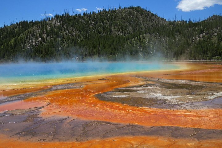 2-Day Private Tour Of Yellowstone National Park Lower & Upper Loops - thumb 2