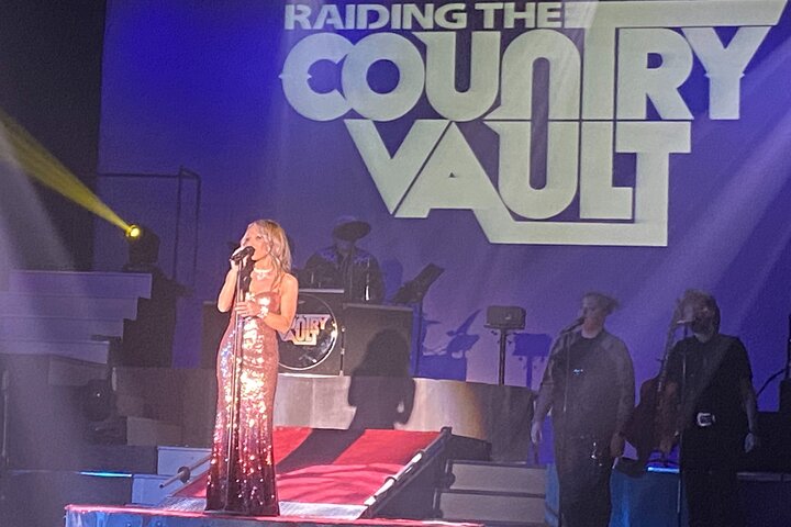 Raiding The Country Vault - thumb 0