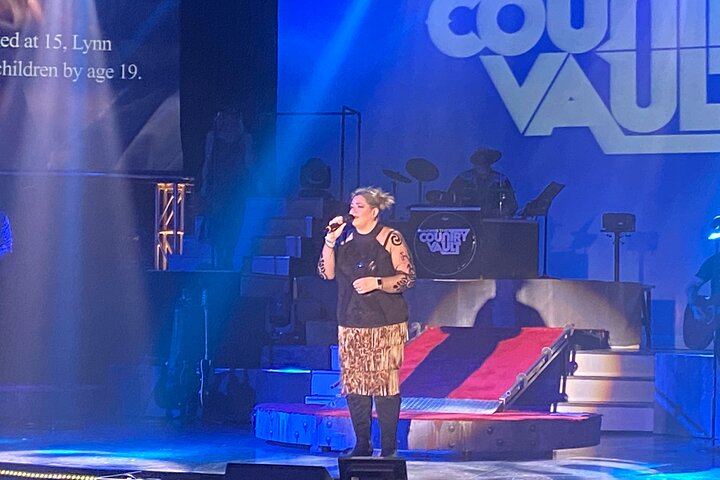 Raiding The Country Vault - thumb 2