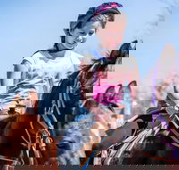 Pony Lead a Fun Experience for Young Children - Students Accommodation