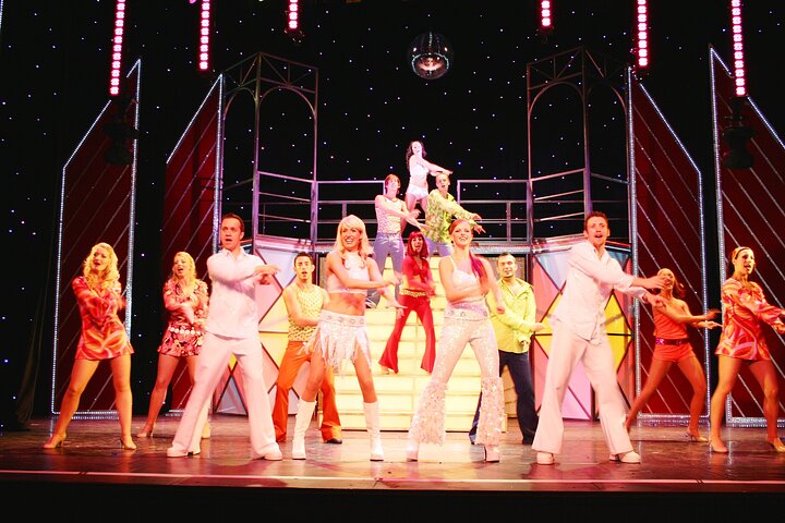 Dancing Queen - The Ultimate 70s Show - thumb 2