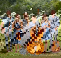 The Petersens at The Little Opry Theatre in Branson - USA Accommodation