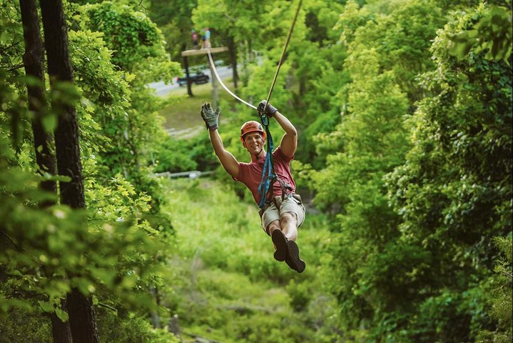 Zipline Canopy Tour In Branson - thumb 0