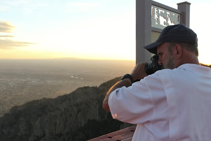 Private Romantic Walking Tour In Albuquerque - thumb 0