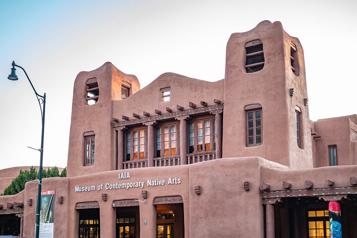 Private Romantic Walking Tour In Albuquerque - thumb 3