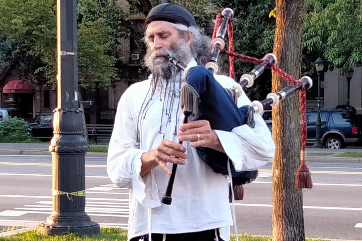 Experience And Learn About Hasidic People Lives And Culture - thumb 0