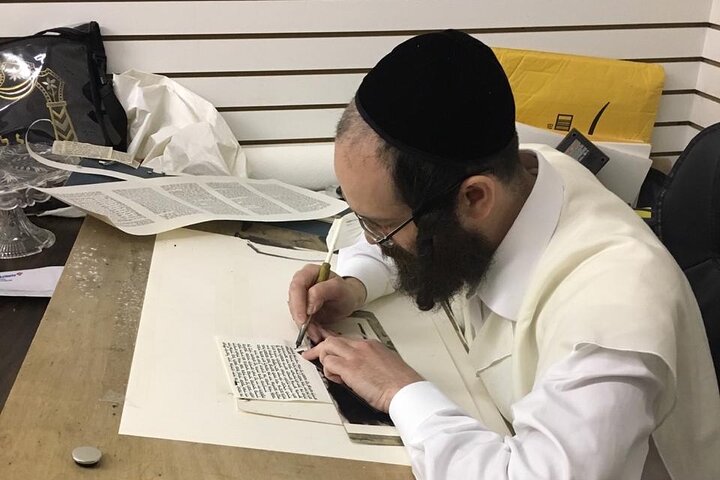 Experience And Learn About Hasidic People Lives And Culture - thumb 3